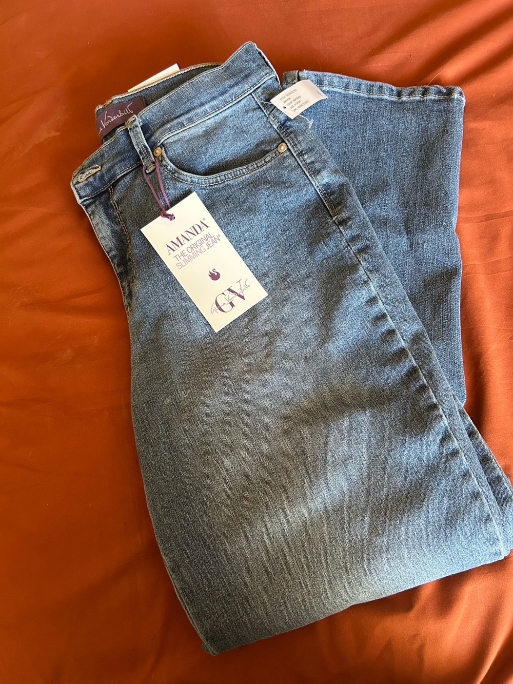 Amanda by GV Medium Wash Tapered Jean.